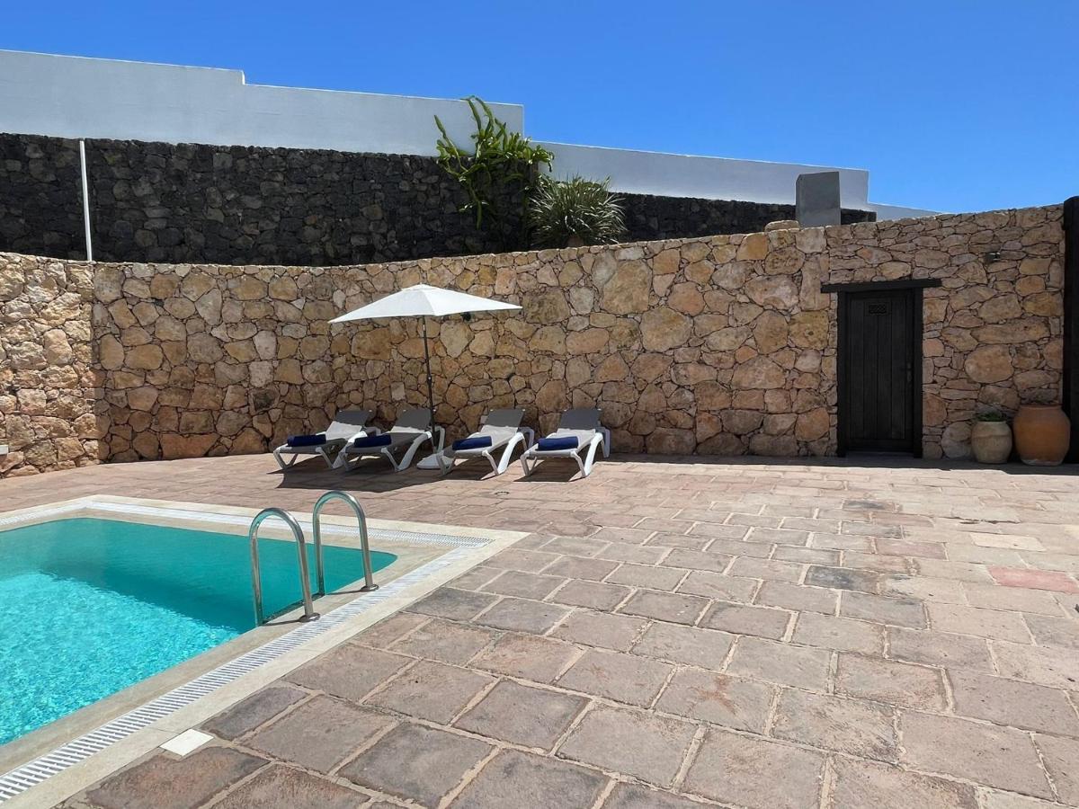 La Morreta Suites II - Lanzarote Tias Bagian luar foto