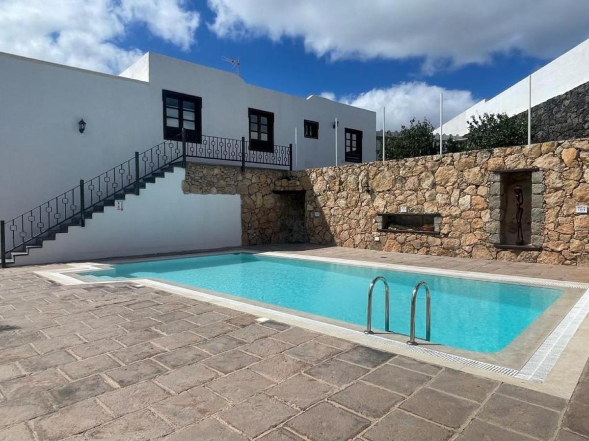 La Morreta Suites II - Lanzarote Tias Bagian luar foto